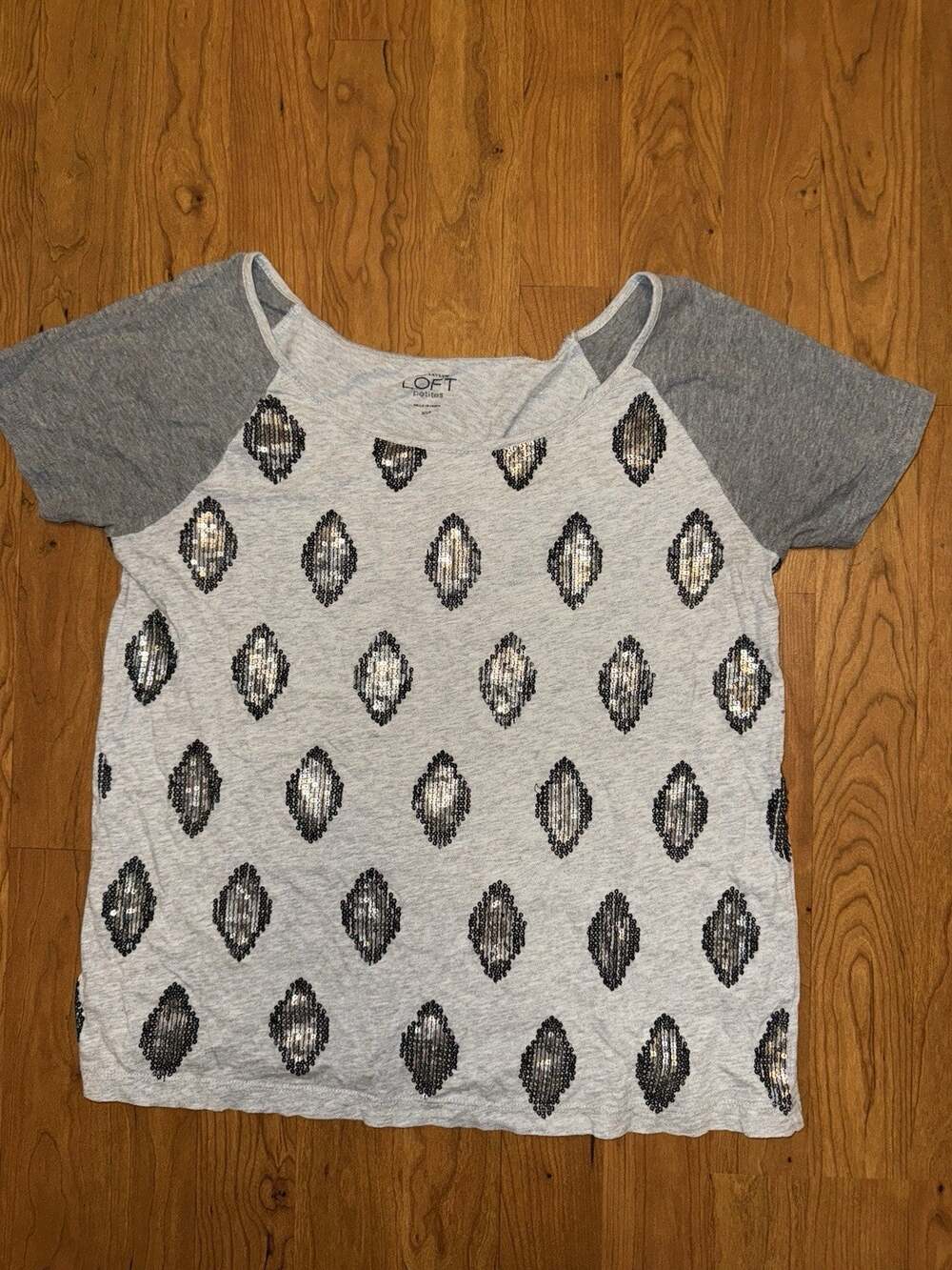 Ann Taylor LOFT Women’s Sequin Patterned Grey Blouse Short Sleeve Petite PXS